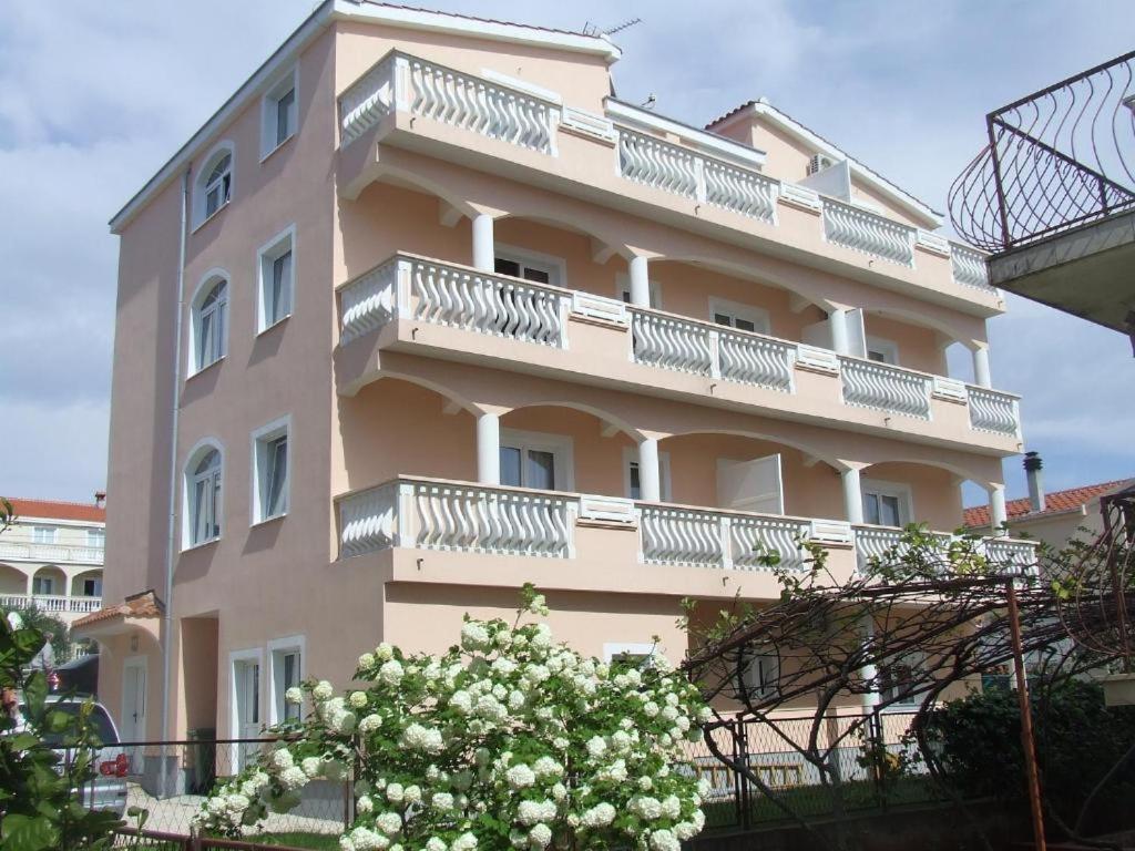 Rooms & Apartments Ana 2 Zadar Zewnętrze zdjęcie
